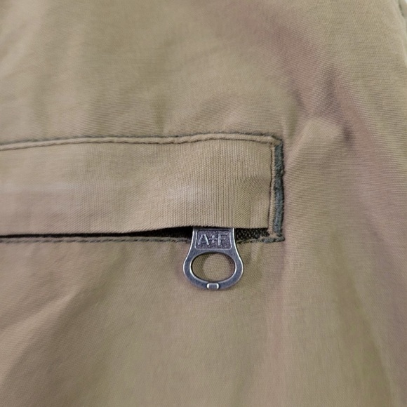 Men Size Medium Abercrombie And Fitch
Cargo Shorts Color
Khaki - Picture 7 of 9